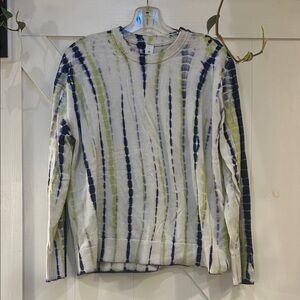 Lululemon Navy and Lime Tie-Dye Sweater